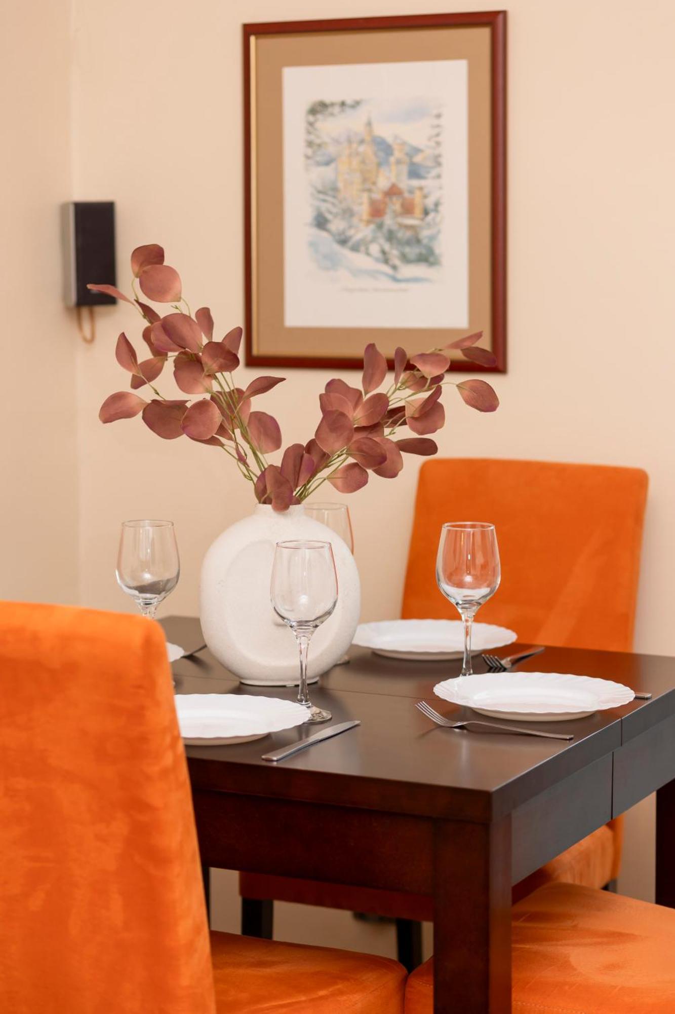 Bright & Cozy Apartments In The City Center By Noclegi Renters Varsovie Extérieur photo